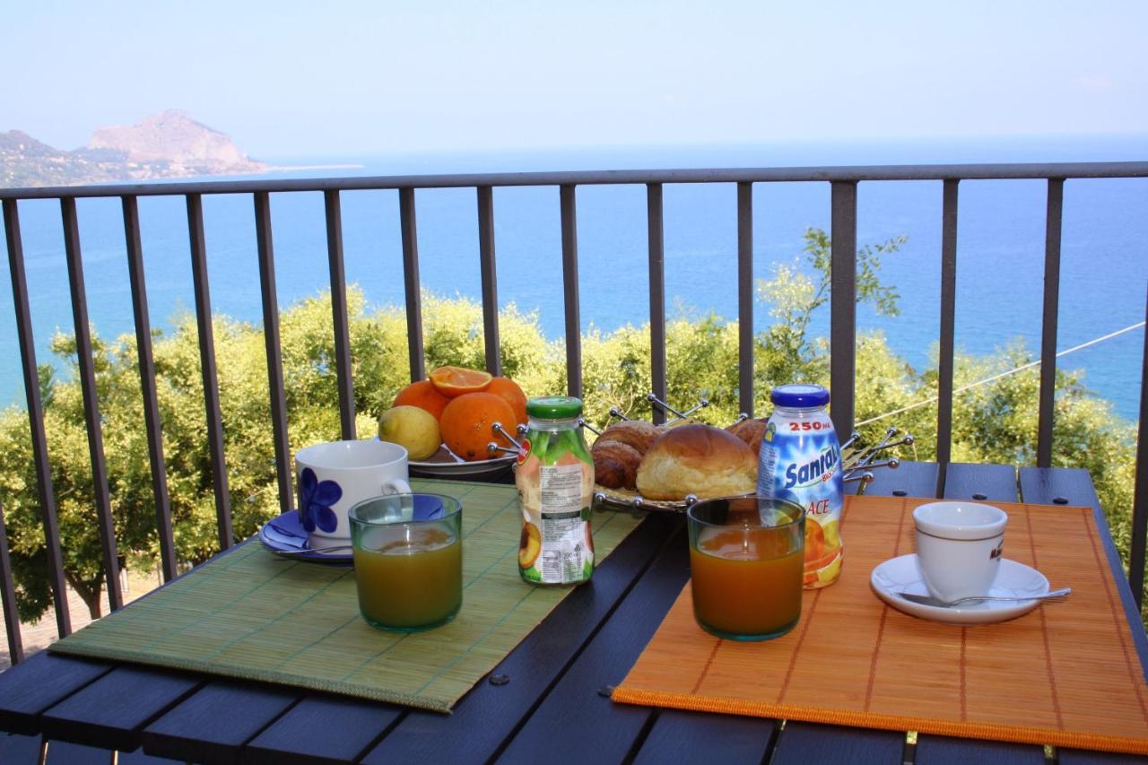 Vista mare sulla Rocca di Cefalù Extérieur photo